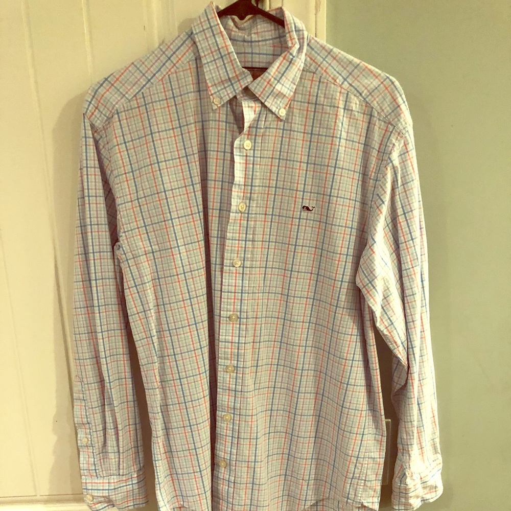 Vineyard Vines long sleeve button down shirt